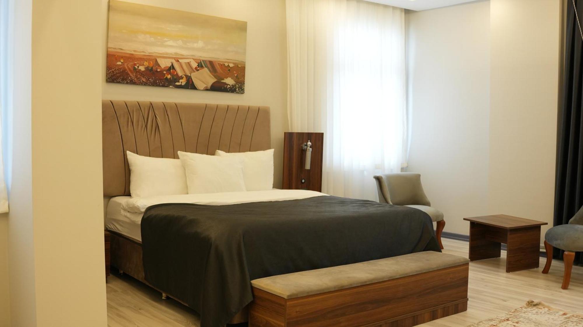 Grand Krone Hotel Cinarcik Ngoại thất bức ảnh