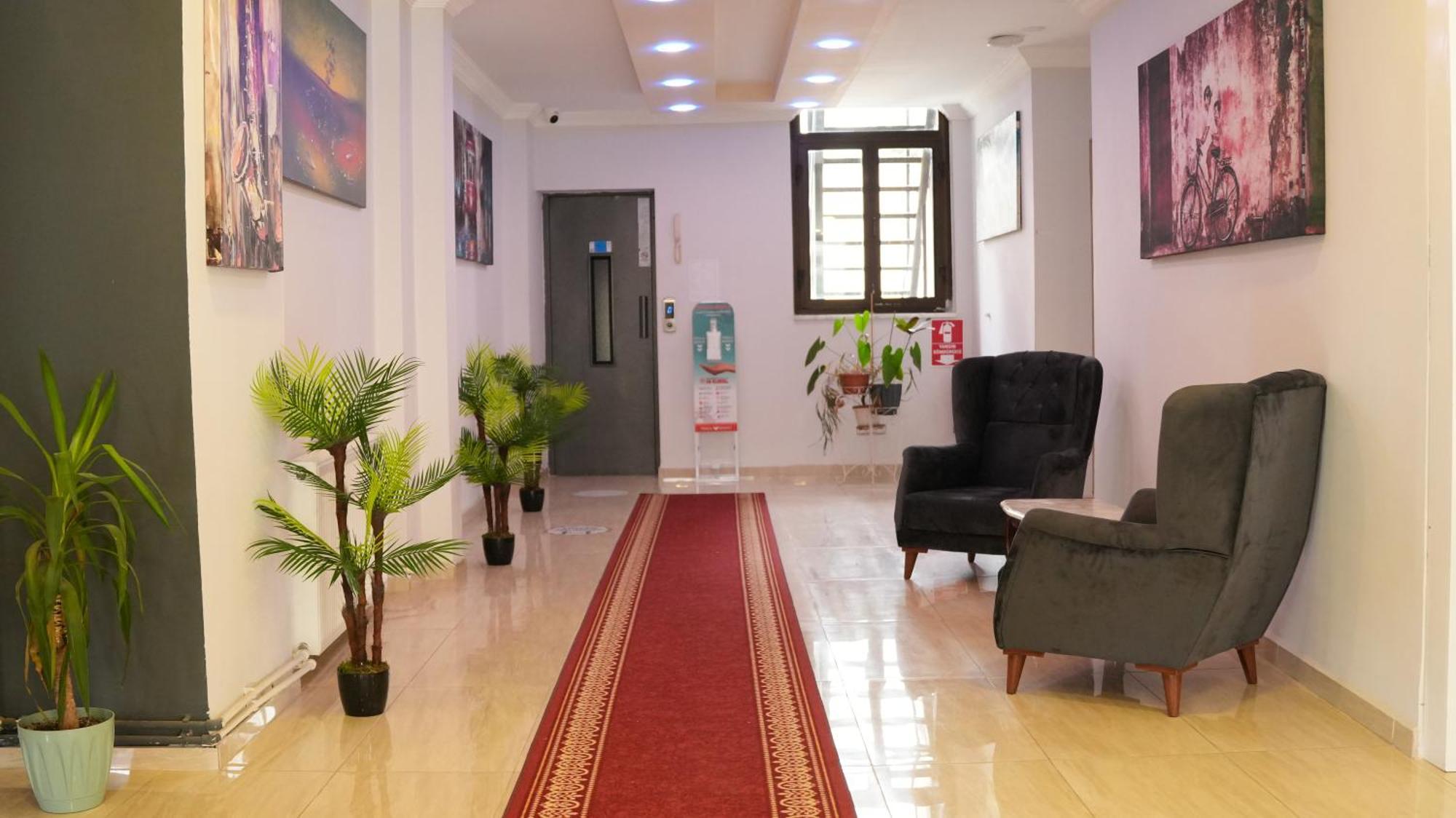 Grand Krone Hotel Cinarcik Ngoại thất bức ảnh