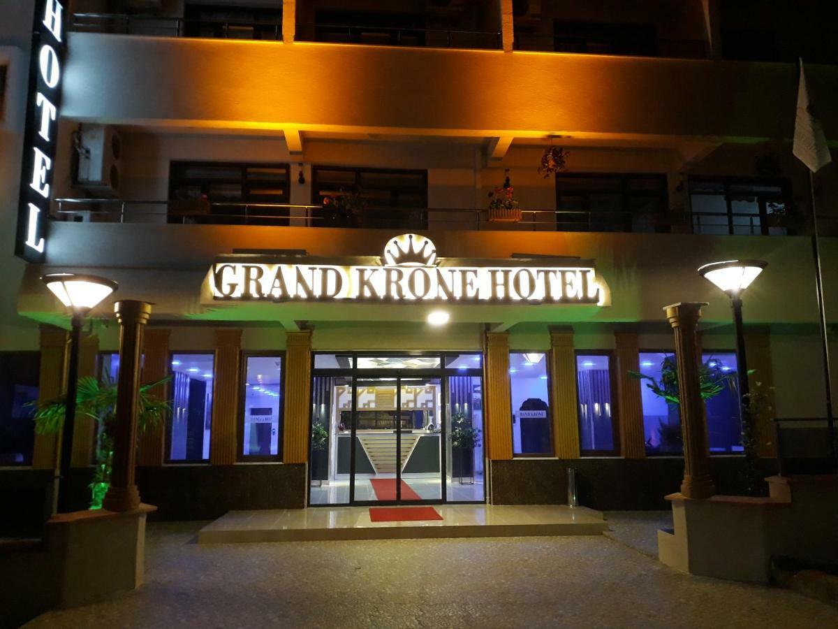 Grand Krone Hotel Cinarcik Ngoại thất bức ảnh